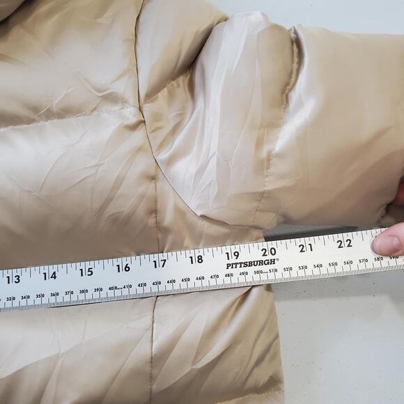 Ann Taylor Jacket Womens Medium Beige Down Puffer Short Coat Fleece Lined - Picture 9 of 11